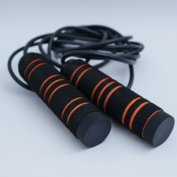 voici une corde à sauter